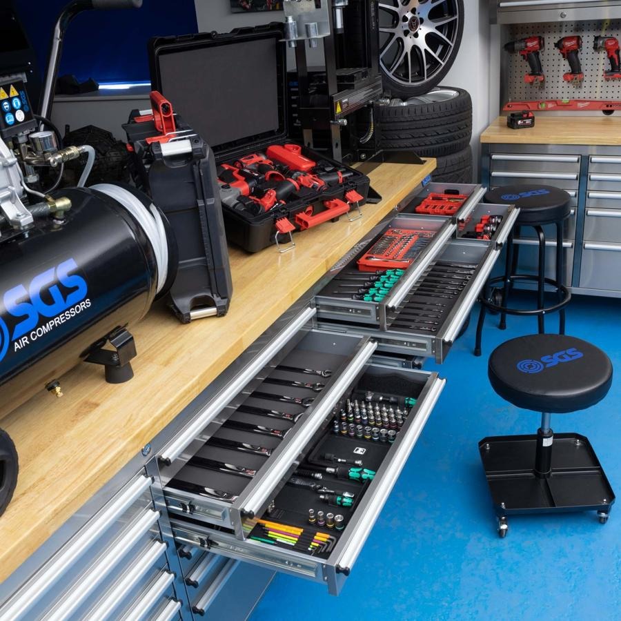 Steel vs Aluminum Tool Cabinets: Which Is Better for Garages?